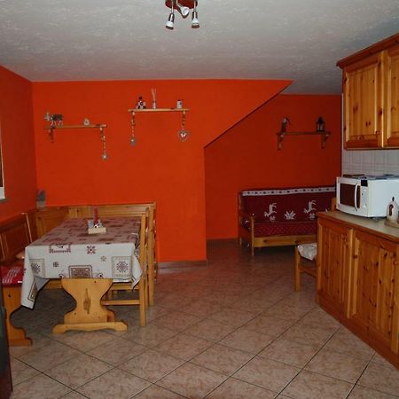Casa Vacanza In Centro A Ла Сале Екстериор снимка